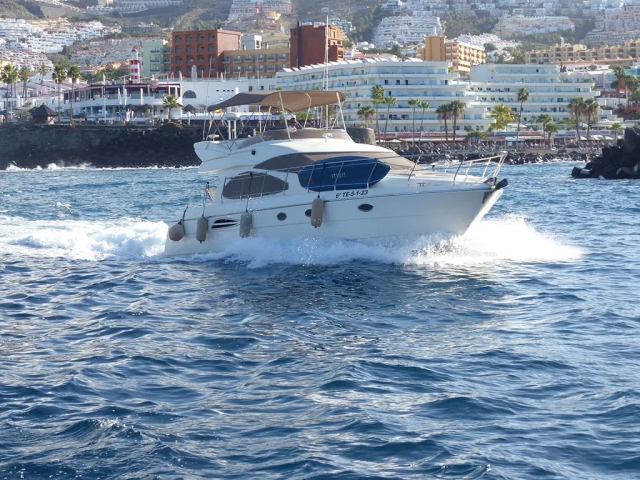 Ooh Lala Boat