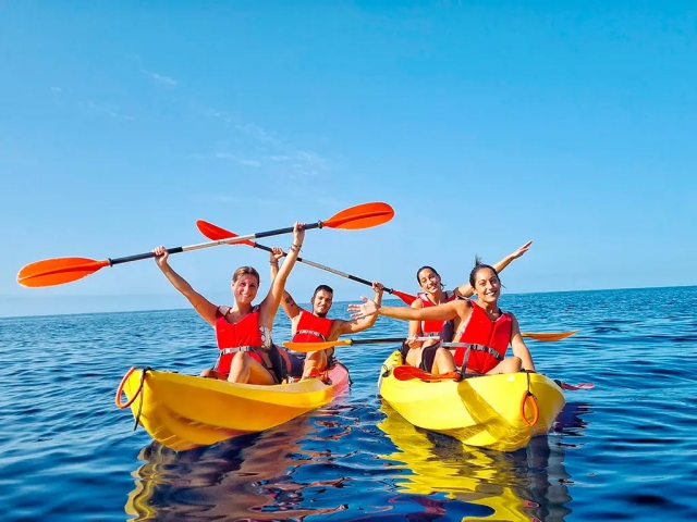 Adventoure - Safari Kayak Tour